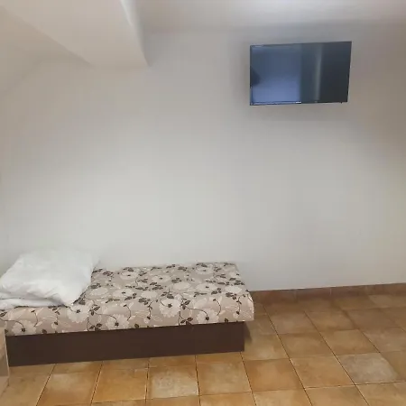 Frenat Homestay